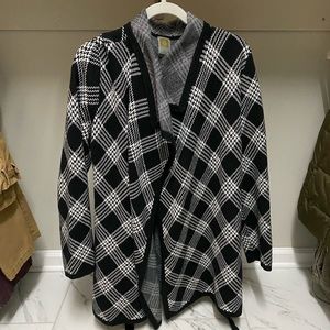 Anne Klein sweater cardigan. Size L